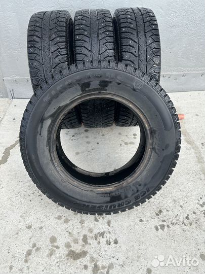 Bridgestone Ice Cruiser 7000 185/70 R14