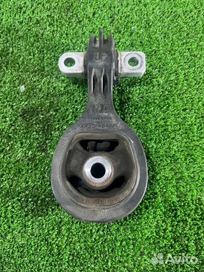 Опора двигателя правая Honda CR-V RM4