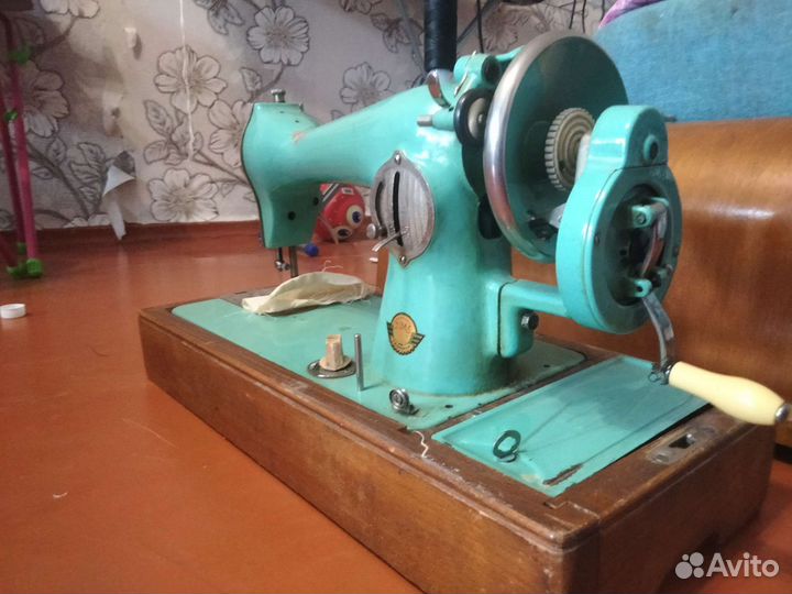 Швейная машина Подольск ручная бу