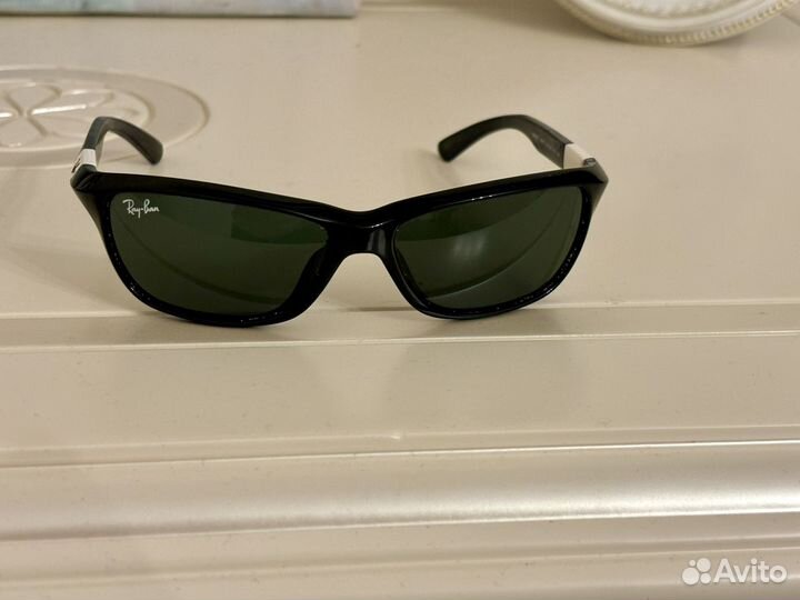 Очки солнцезащитные Ray Ban