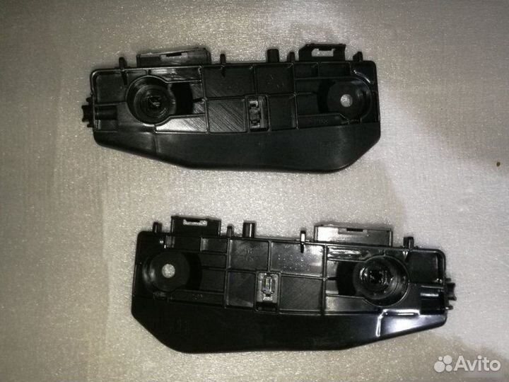 Петли капота Toyota Land Cruiser 200 2015-2021