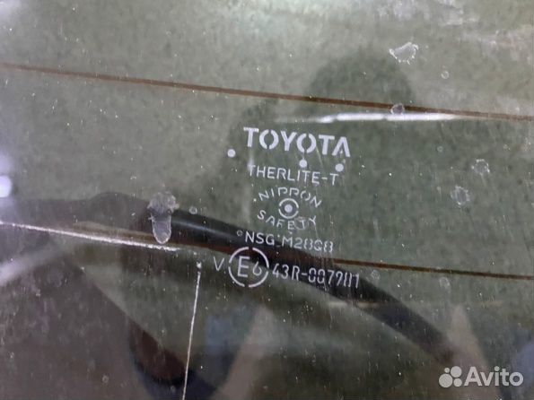 Стекло багажника Toyota Rav 4 - 50