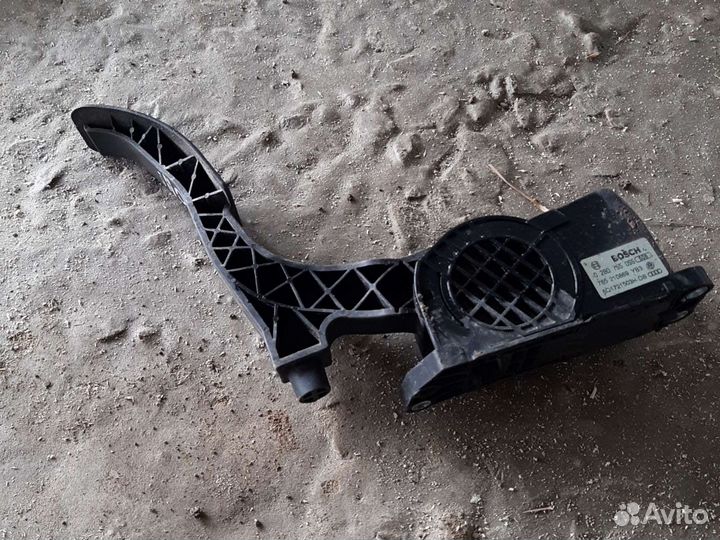 Педаль газа Skoda 6Q1721503H