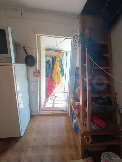 Дом 30 м² на участке 3,3 сот.