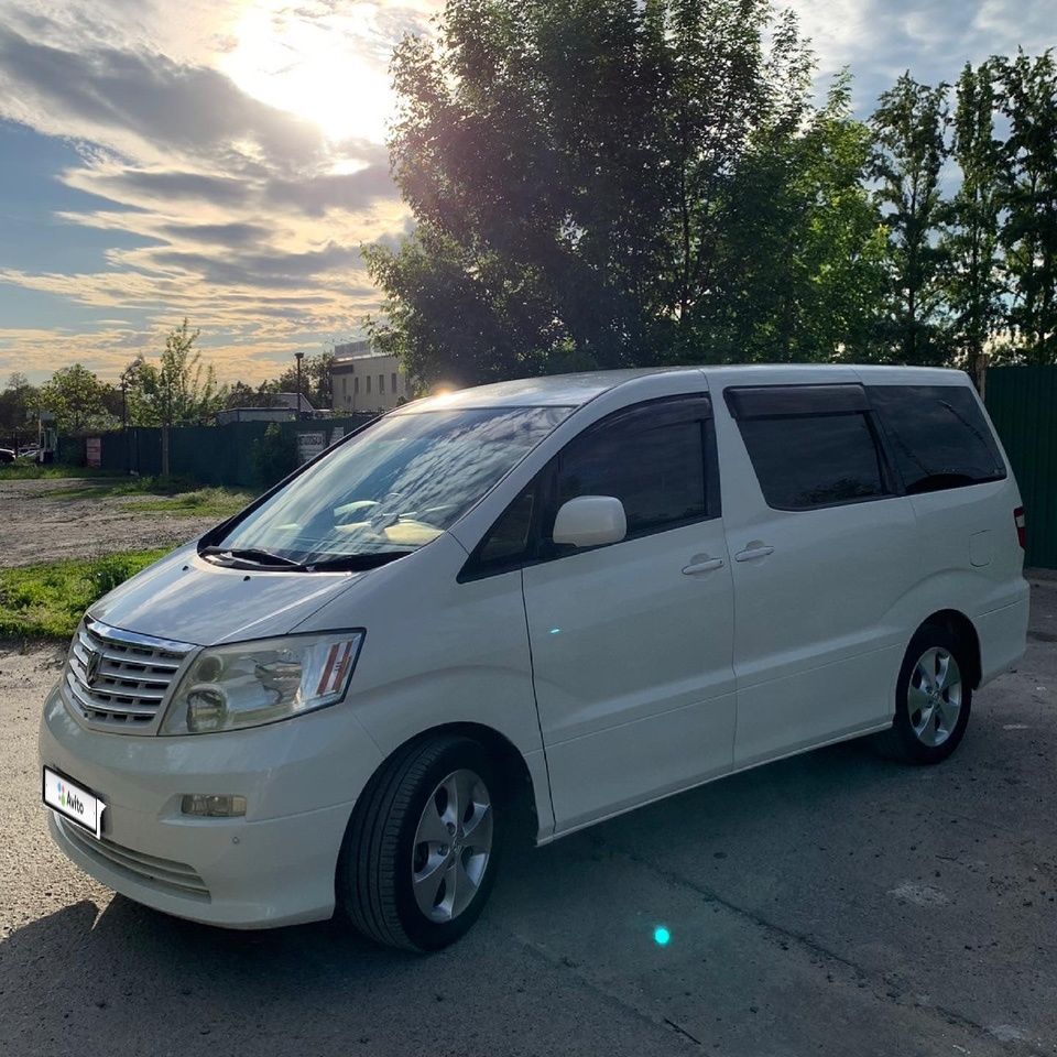 Toyota Alphard: фото владельца