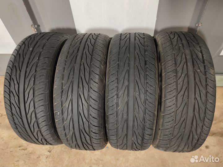 Maxxis MA-Z4S Victra 205/55 R16 94V