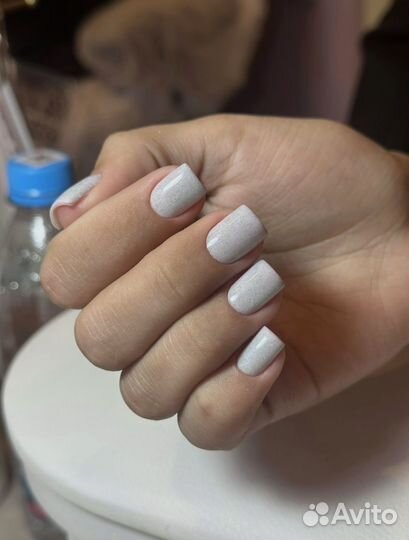 Маникюр и педикюр