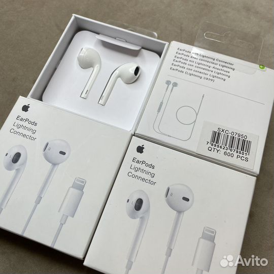 Проводные наушники EarPods lightng