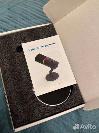 Динамический микрофон профессиональный