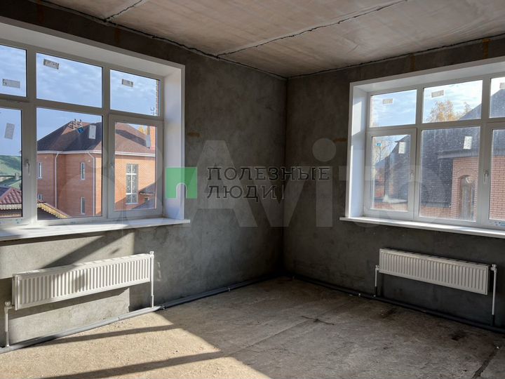 Коттедж 280 м² на участке 11 сот.