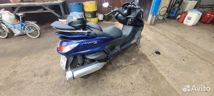 Yamaha grand majesty