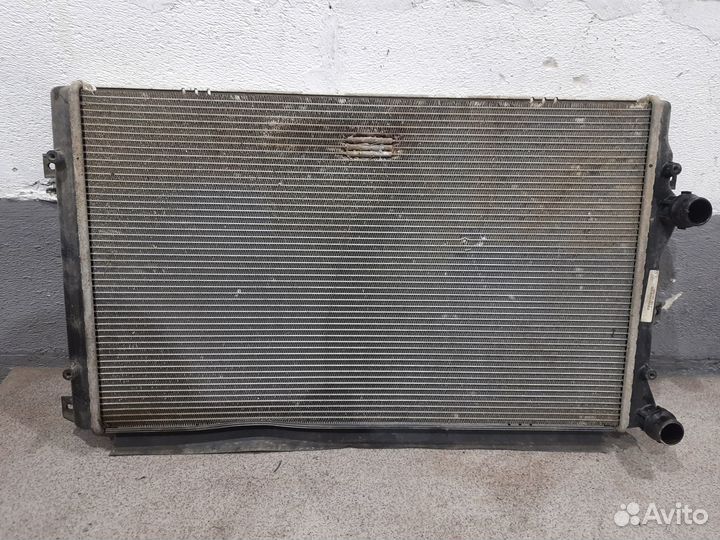 Радиатор охлаждения для 1.8 CDA Skoda Octavia A5