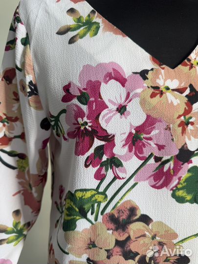 Блузка с красивой спинкой 46-48 размер(см.замеры)