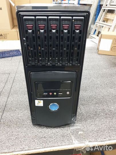 Сетевое хранилище с hot-swap корзиной SuperMicro