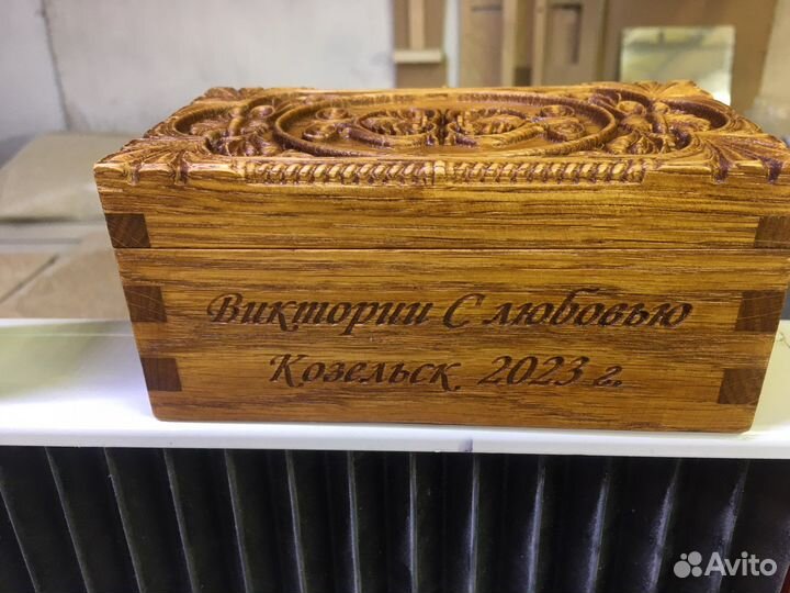 Шкатулка для украшений из дерева