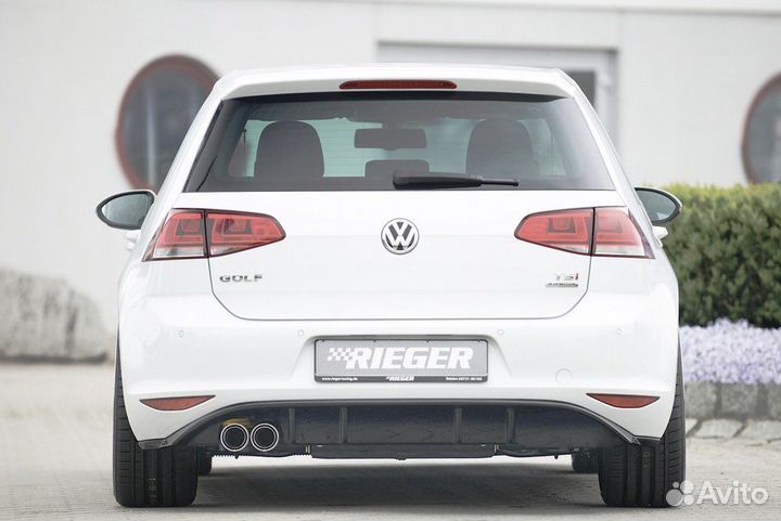 Диффузор заднего бампера Golf 7 Rieger