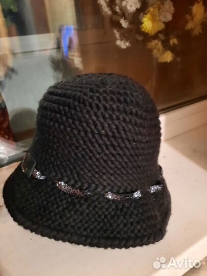Шляпа женская вязаная