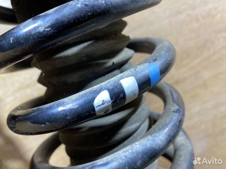 Комплект передних стоек Mercedes W211 ST224