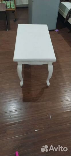 Журнальный стол