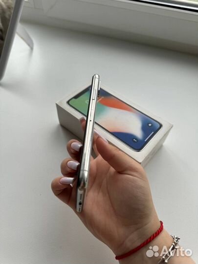 iPhone X, 256 ГБ