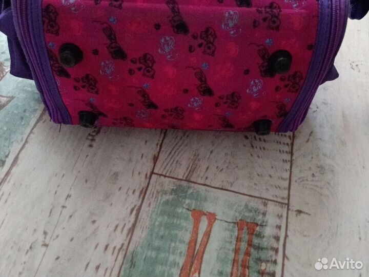 Рюкзак школьный