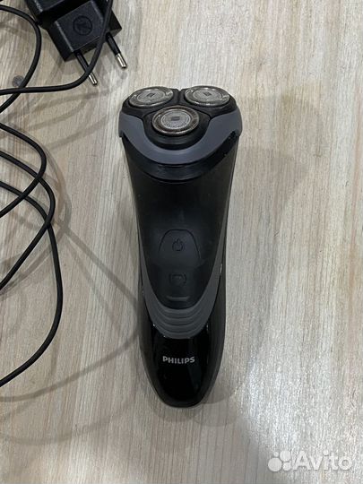 Бритва электрическая philips