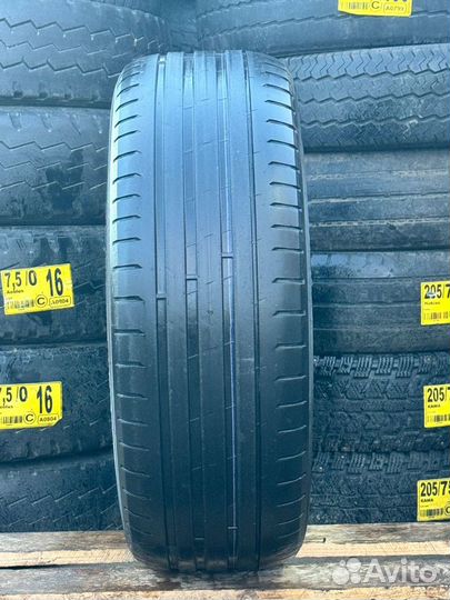 Nokian Tyres Hakka Black 2 SUV 235/55 R19 105W