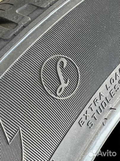 Pirelli Scorpion Winter 285/40 R22 и 325/35 R22