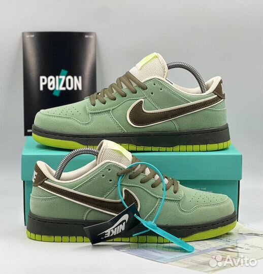 Кроссовки женские Nike SB Dunk Low