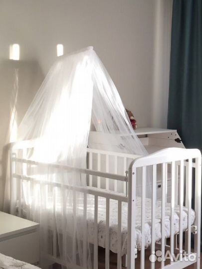 Балдахин и держатель для балдахина