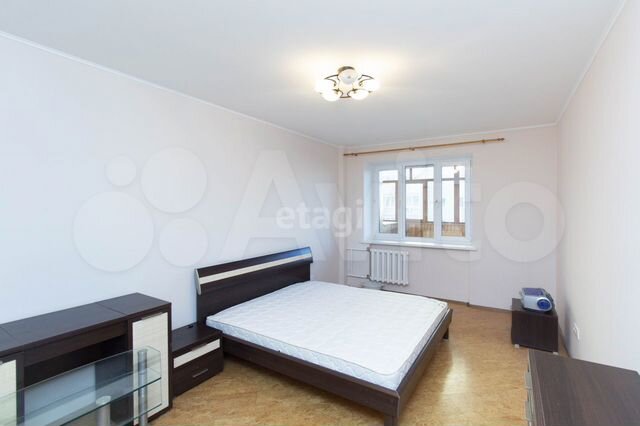 4-к. квартира, 140 м², 7/11 эт.