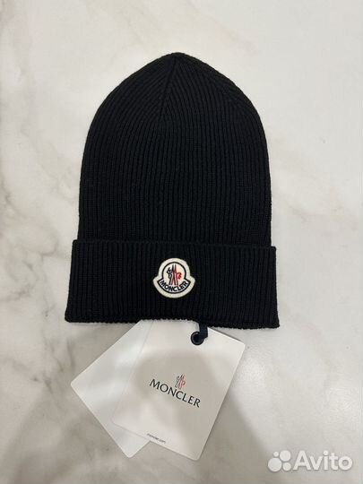Moncler шапка