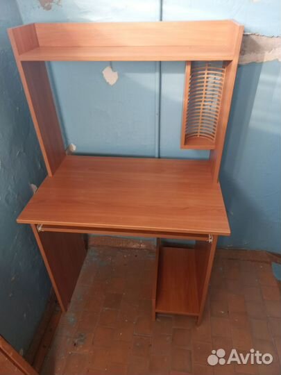 Компьютерный стол бу