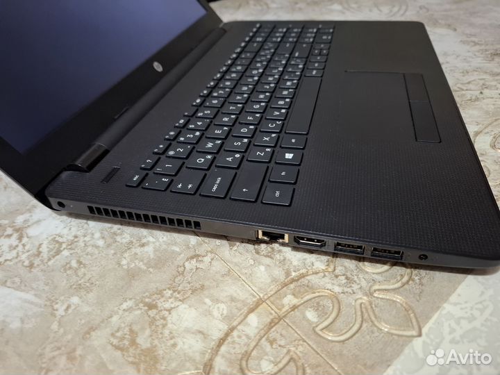 Новый HP 15