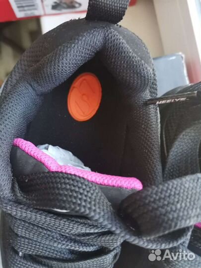 Роликовые кроссовки Heelys