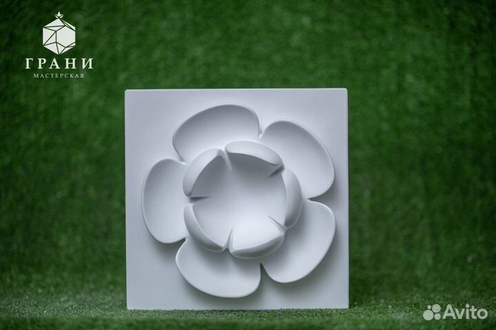 Настенное панно из гипса 