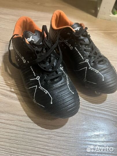 Футбольные бутсы шиповки