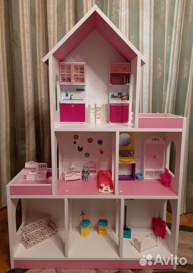 Домик кукольный