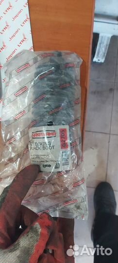 Пыльник рулевой рейки subaru