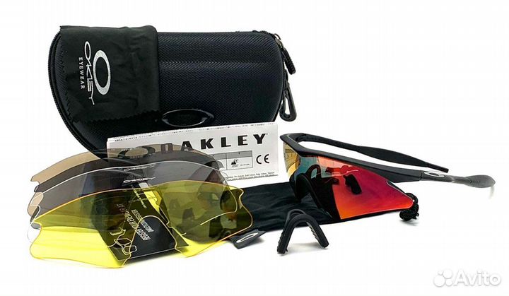 Спортивные очки oakley