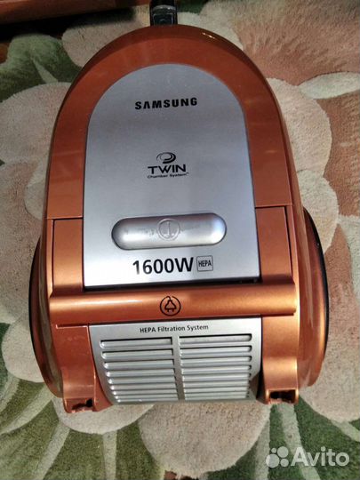 Контейнерный пылесос