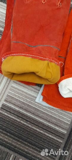 Мужские кожаные перчатки новые