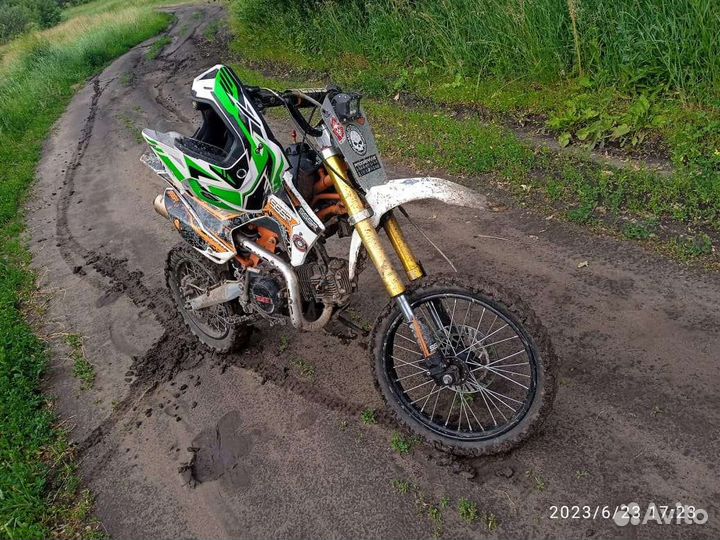 Питбайк sssr atom 125