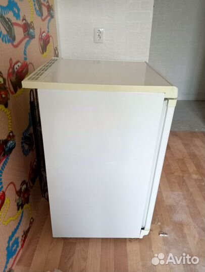 Холодильник бу маленький