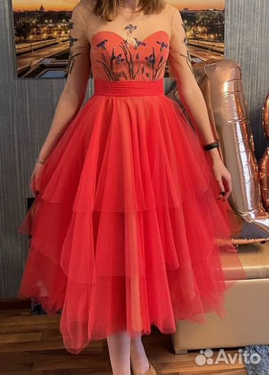 Вечернее платье