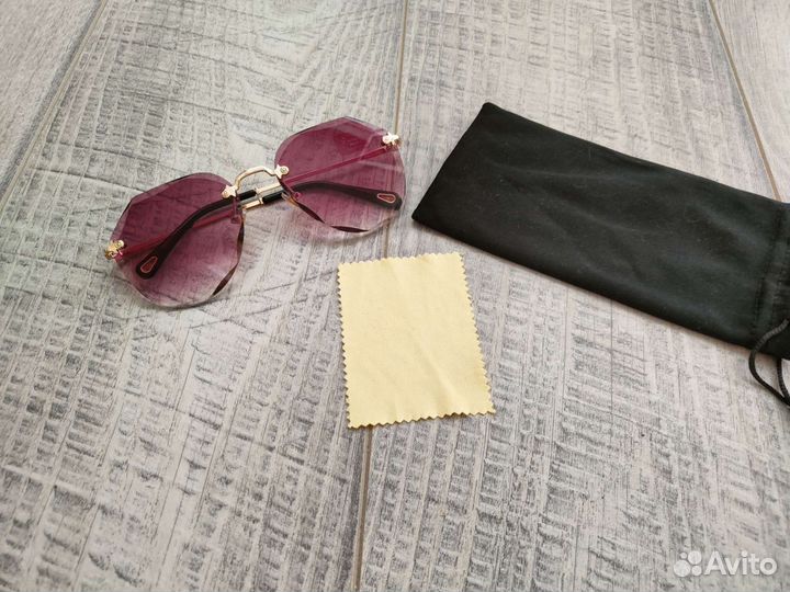 Солнцезащитные очки новые