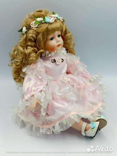 Кукла фарфоровая коллекционная