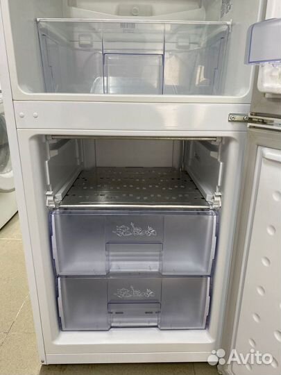 Узкий холодильник «Beko» с гарантией
