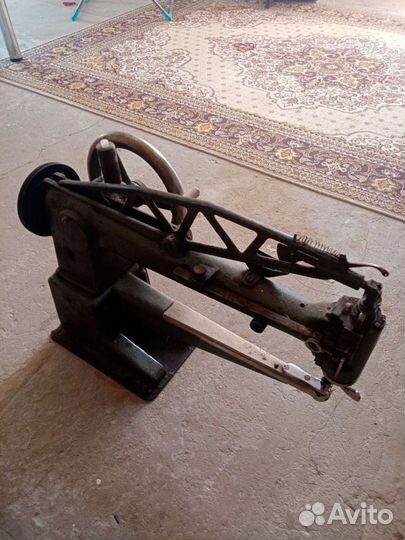 Рукавная машинка Minevra