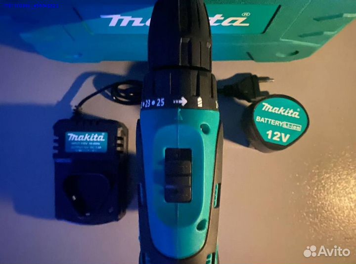 Шуруповерт Makita 12v